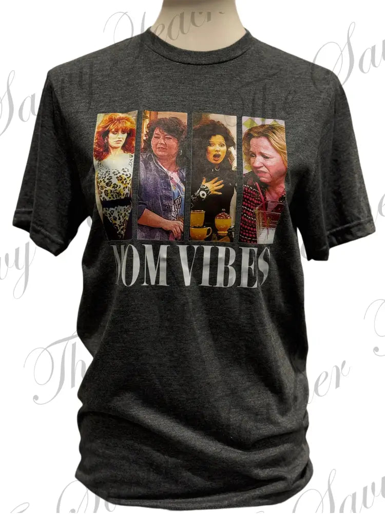 Mom Vibes - small - t-shirt